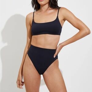 Left On Friday Hi-Hi Bottom in sprint Navy.